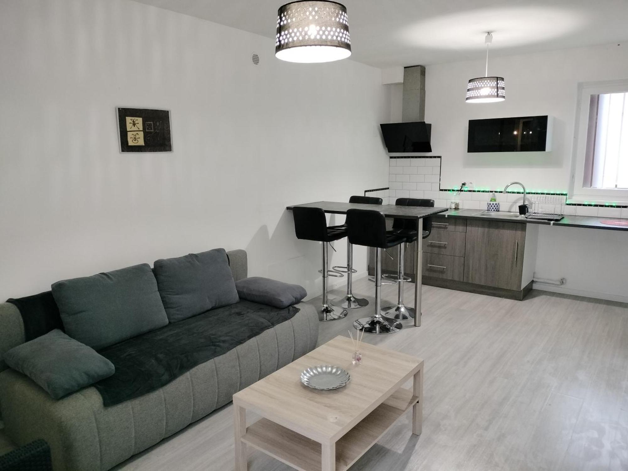 Apartment Cosy Avec Patio En Rdc *